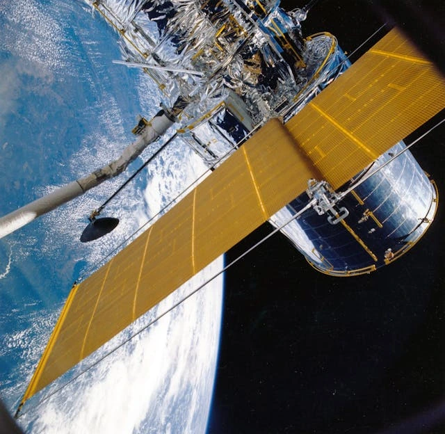 SPACE TECH