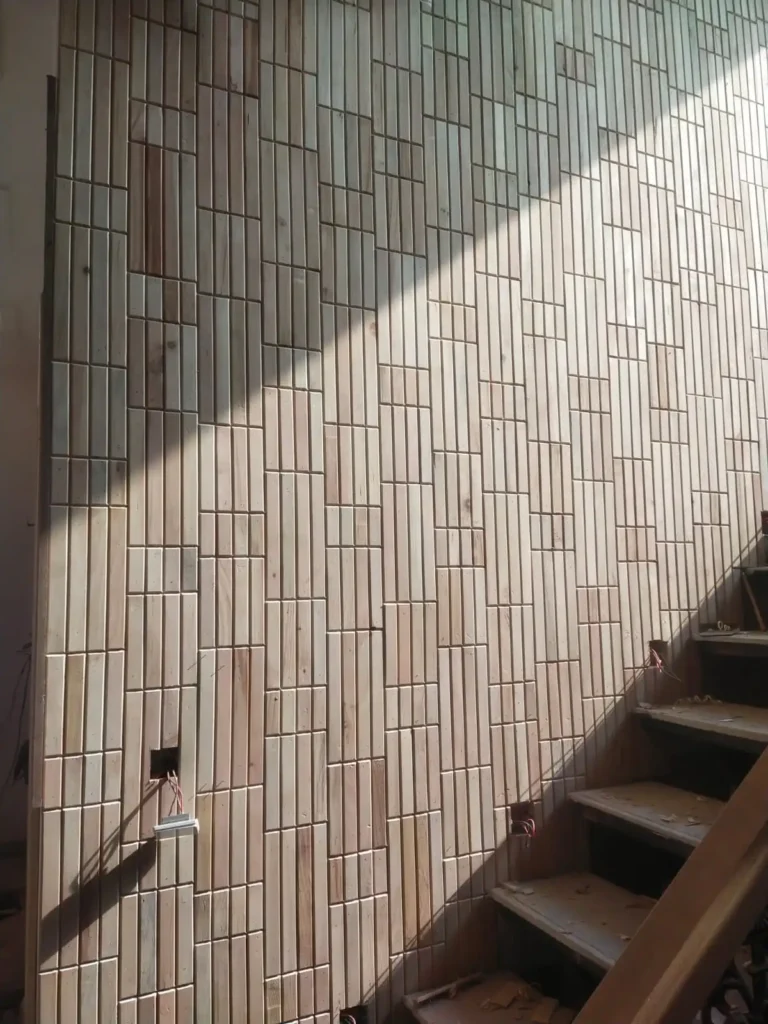 WOOD FOR PANELLING