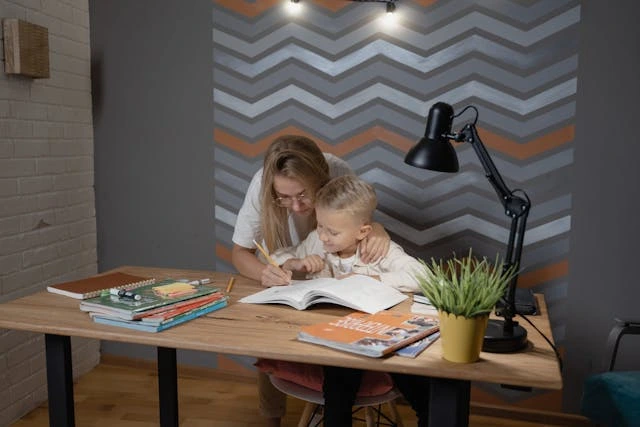 HOME TUTORS