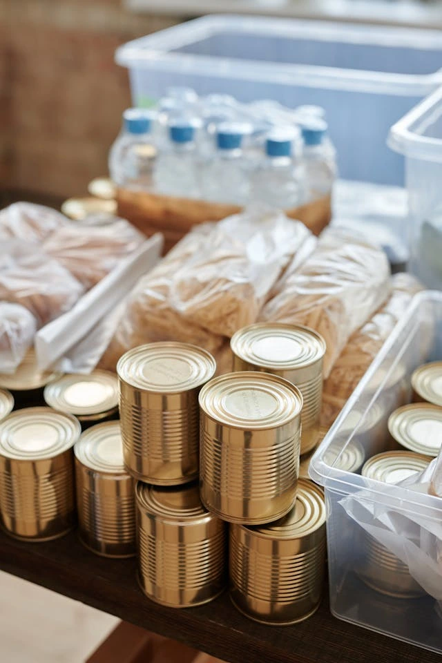 Pet Food & Supplies
